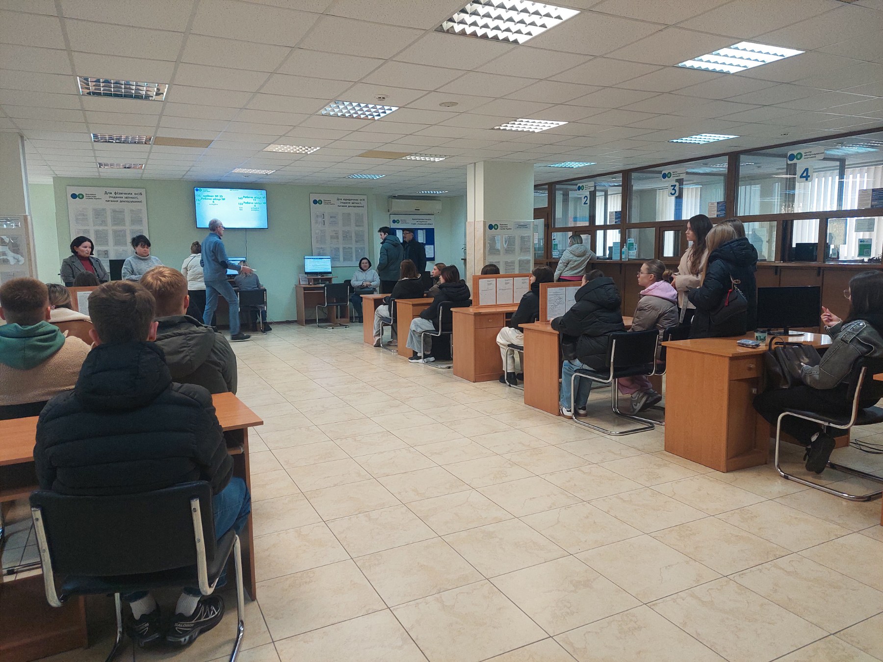 Студенти ознайомилися з роботою Центру обслуговування платників податків