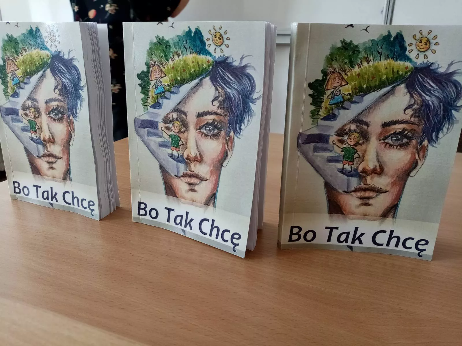 Студенти-філологи складають заліки у формі виданих книжок