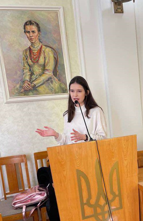 Кольорово та пізнавально: заходи на ФМВ