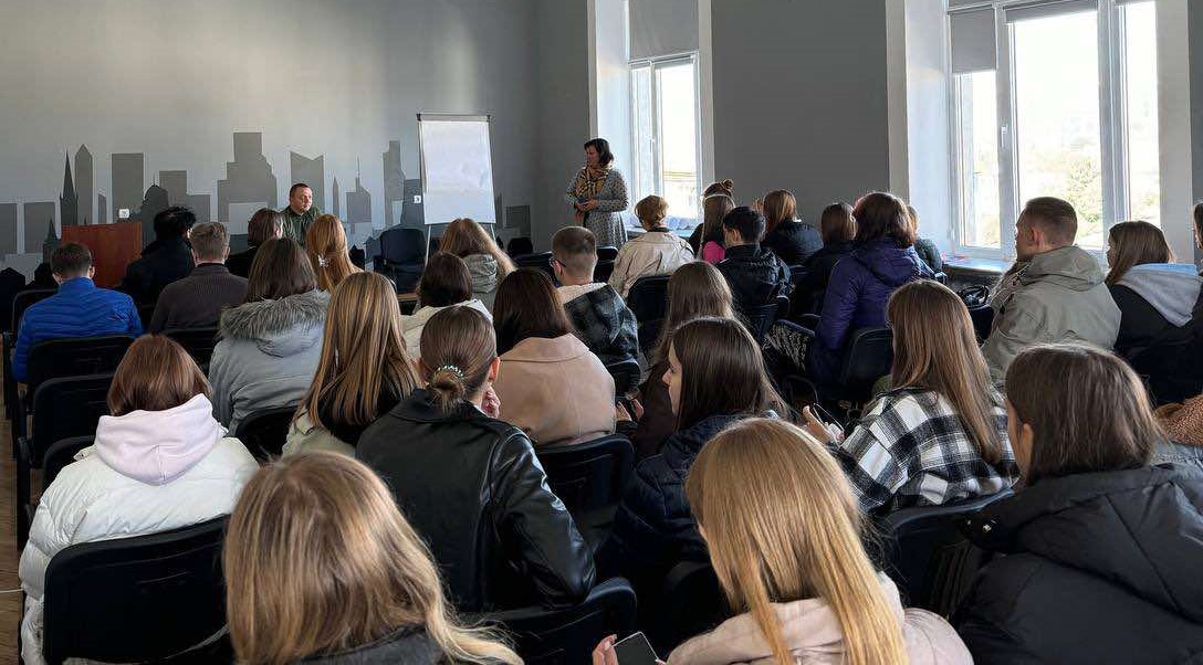 На факультеті міжнародних відносин відбулася низка консультаційних зустрічей