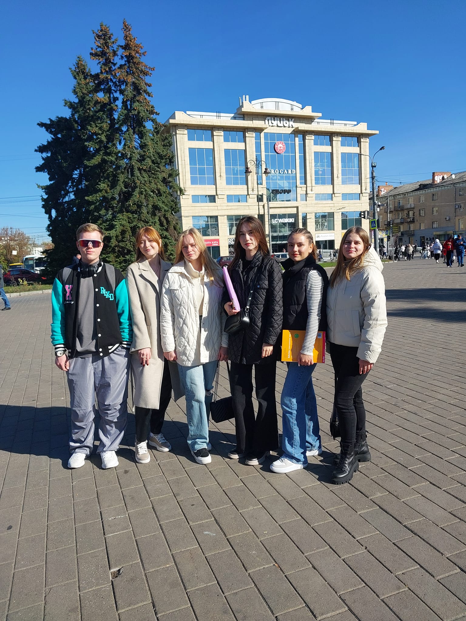 Кольорово та пізнавально: заходи на ФМВ