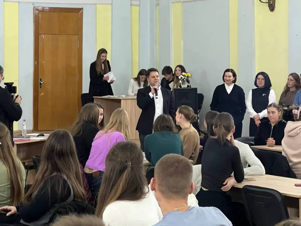 Науково-популярні заходи студентства на ФМВ