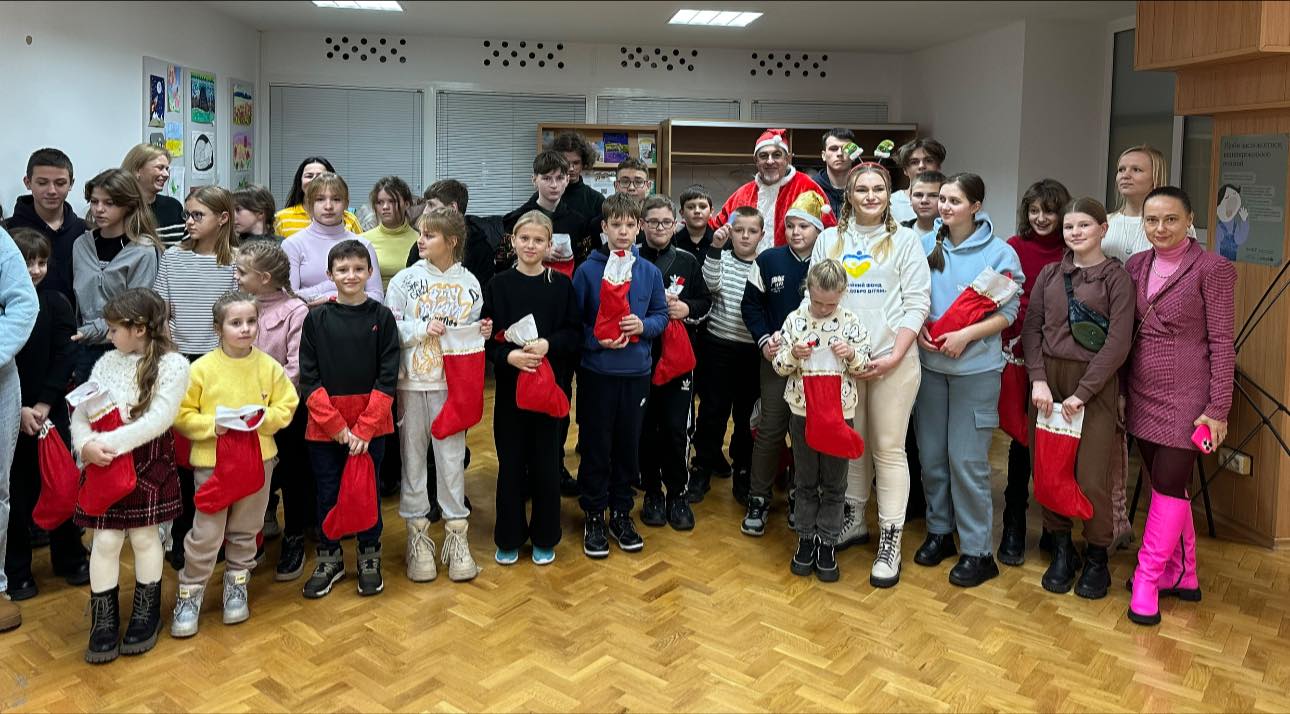 Артмайстерка «Різдвяне диво» у Центрі ментального благополуччя