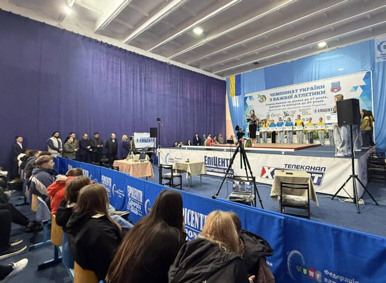 Спортсменки Університету вибороли золоті нагороди на чемпіонаті України з важкої атлетики