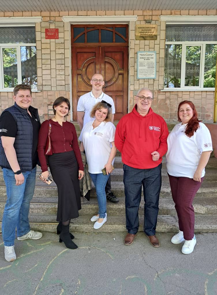 Зустрічі ФМВ зі школярами та ліцеїстами Нововолинська