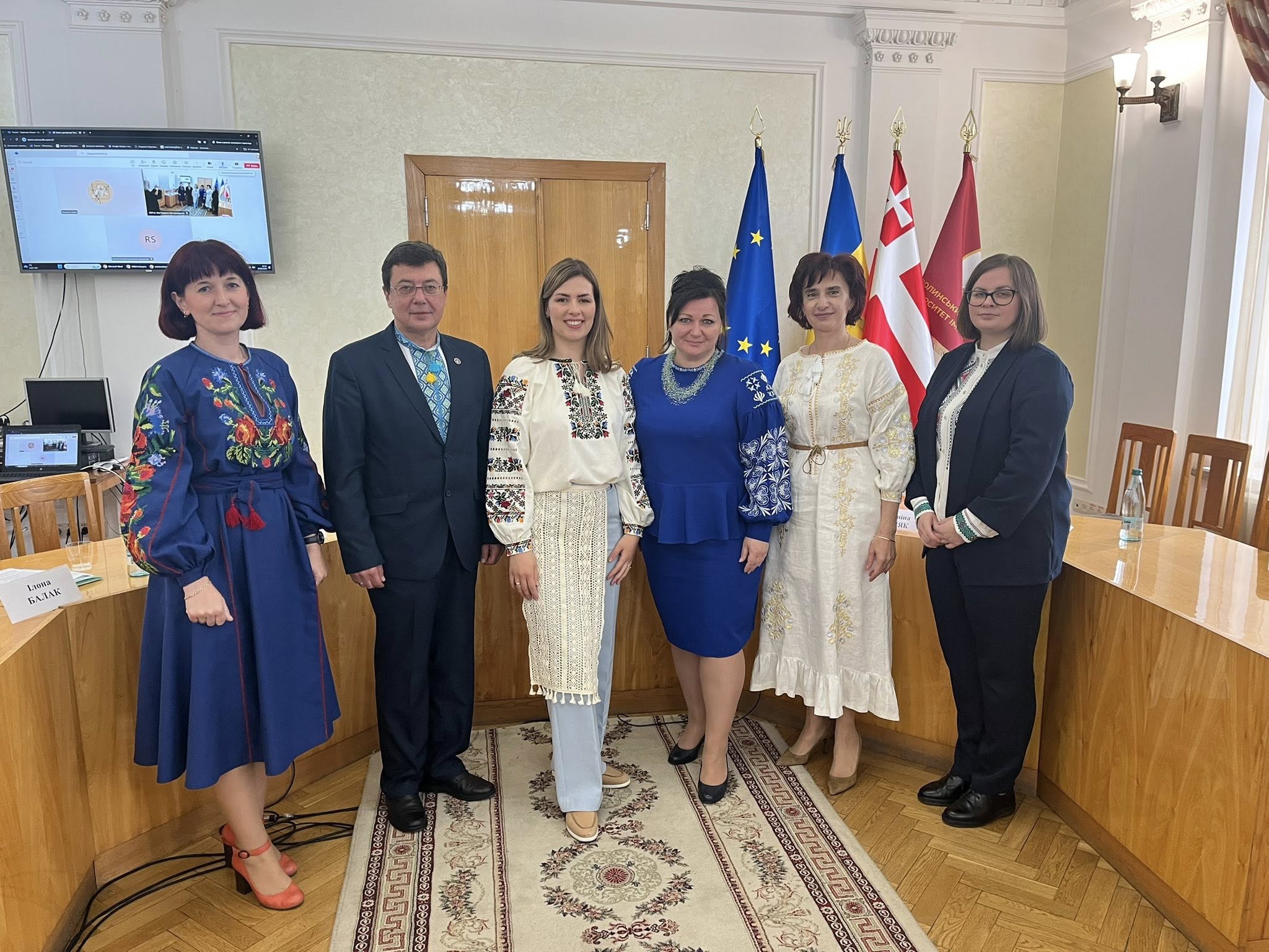 зі спеціальності 291 Міжнародні відносини, суспільні комунікації та регіональні студії