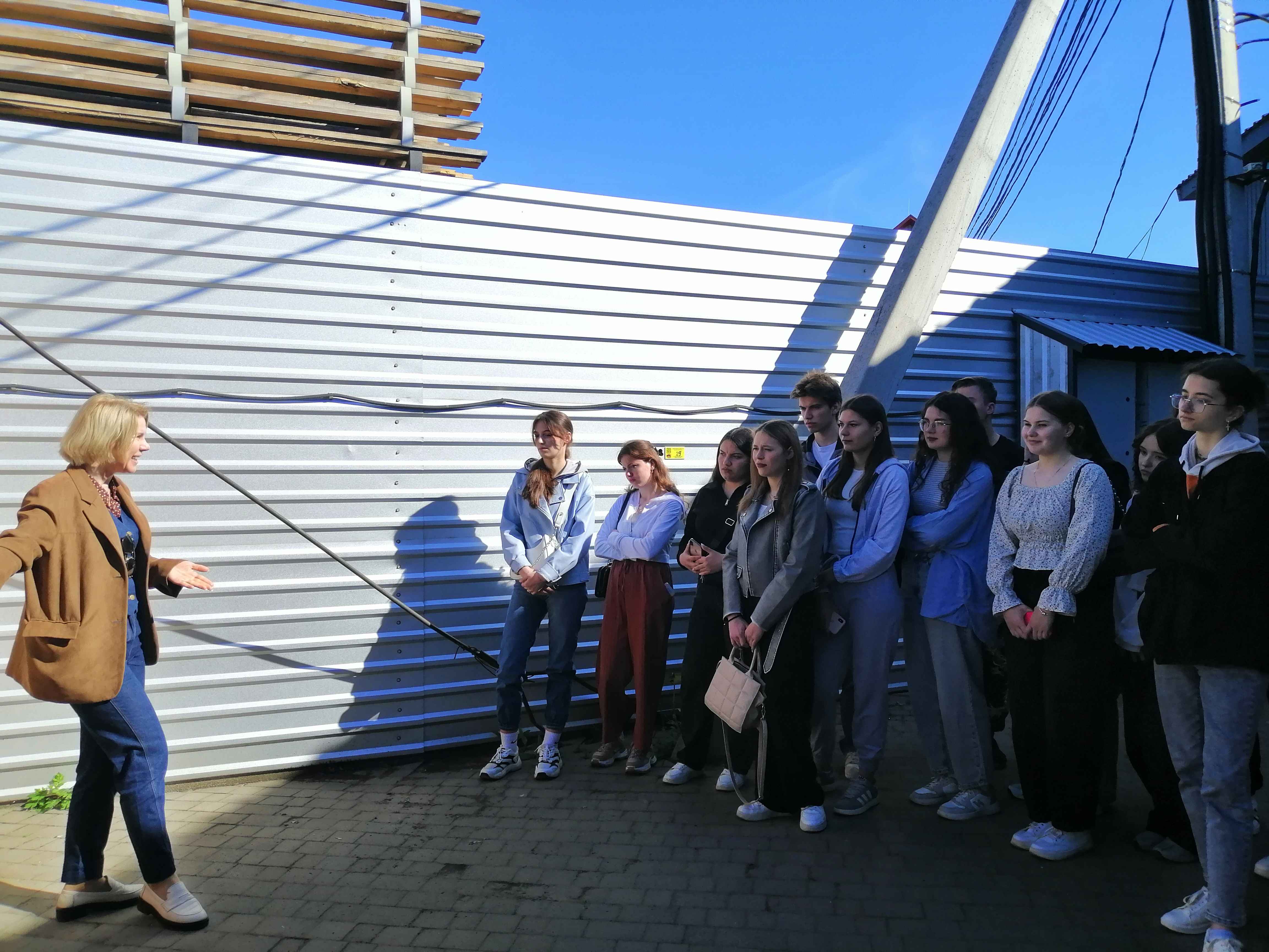 Пізнання економіки на практиці: студенти-географи відвідали «Luchan Brewery»