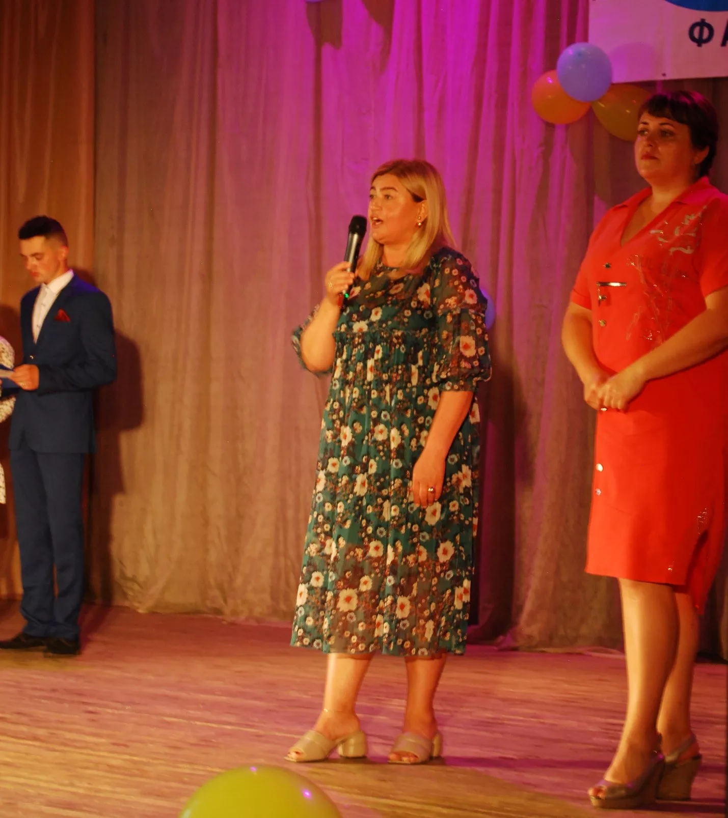 Урочисте вручення дипломів бакалавра на географічному факультеті