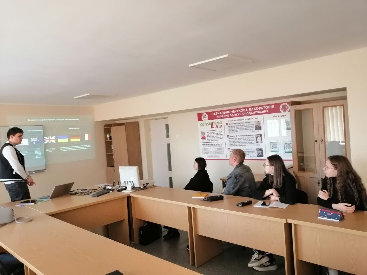 Підбито підсумки роботи студентських наукових гуртків кафедри обліку і оподаткування