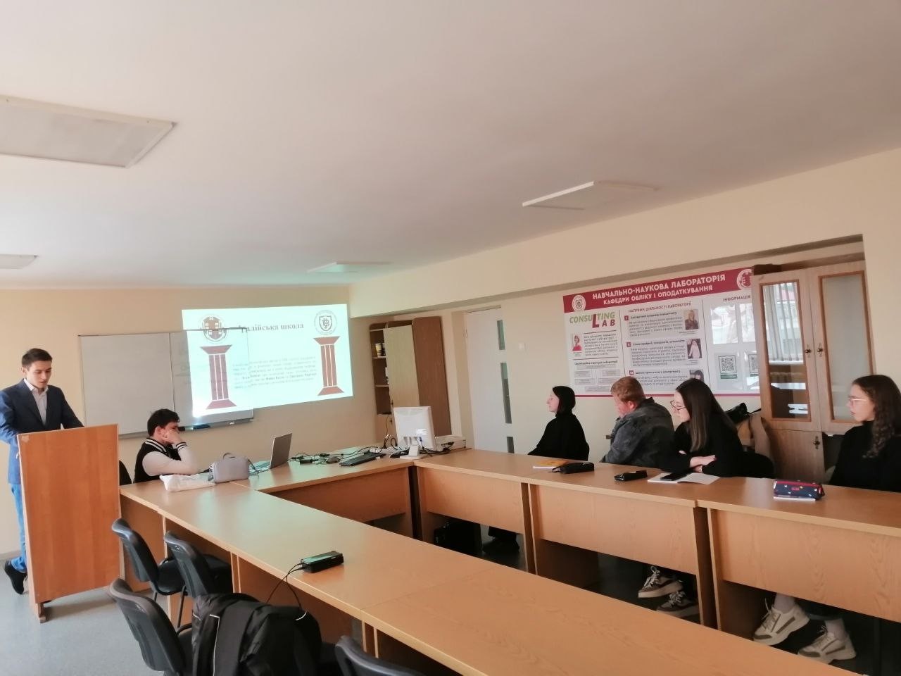 Підбито підсумки роботи студентських наукових гуртків кафедри обліку і оподаткування