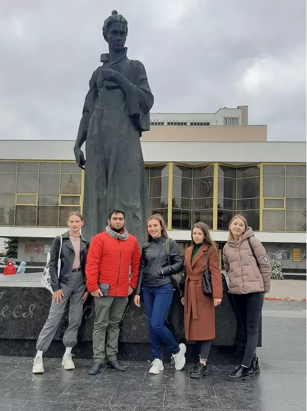 Як магістри-філологи ходили Лесиними місцями у Луцьку