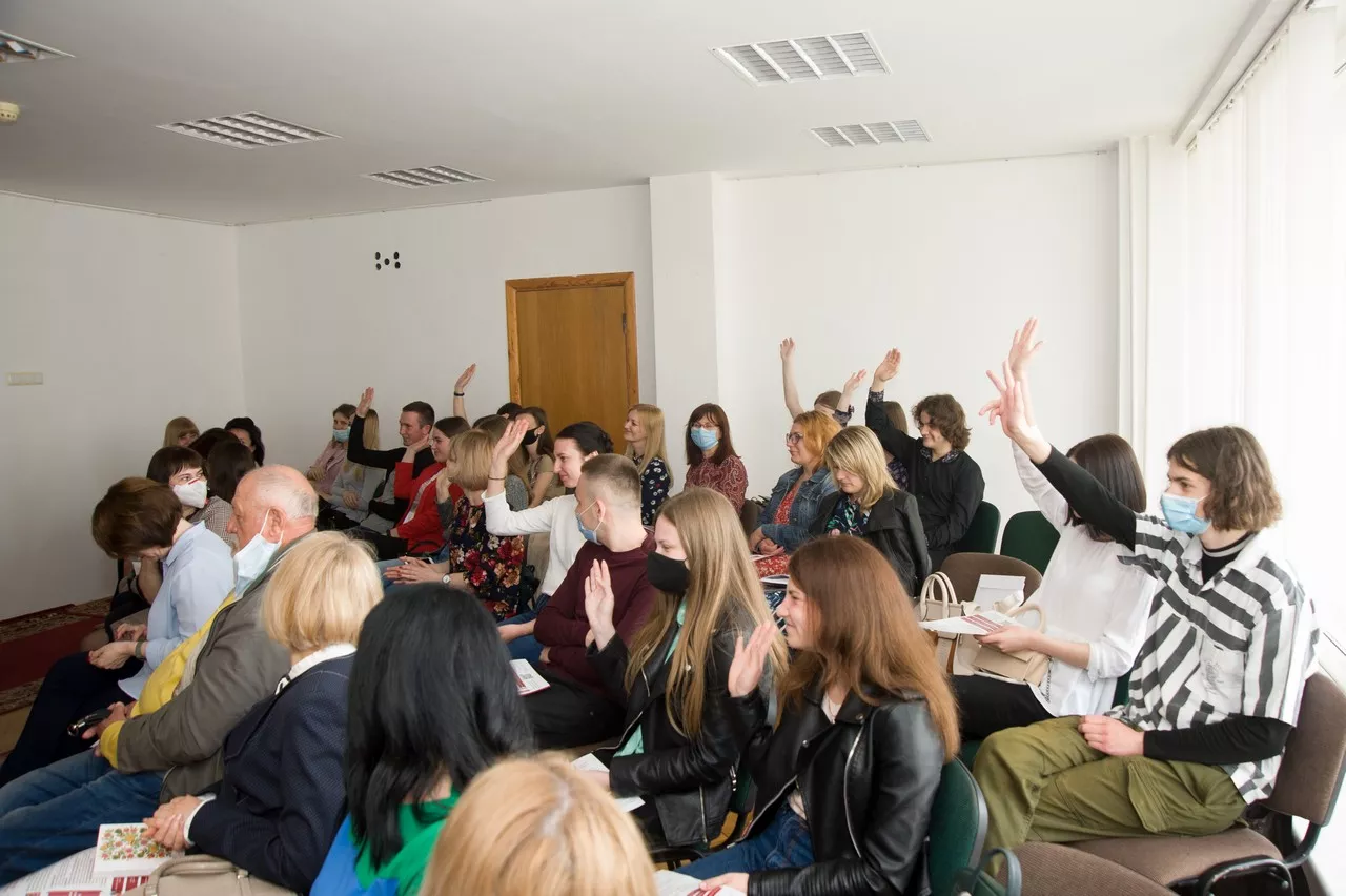 Круглий стіл «Якісна підготовка філолога: сьогодення і перспективи», або Як гармонізувати філологічну освіту з викликами ХХІ ст.?