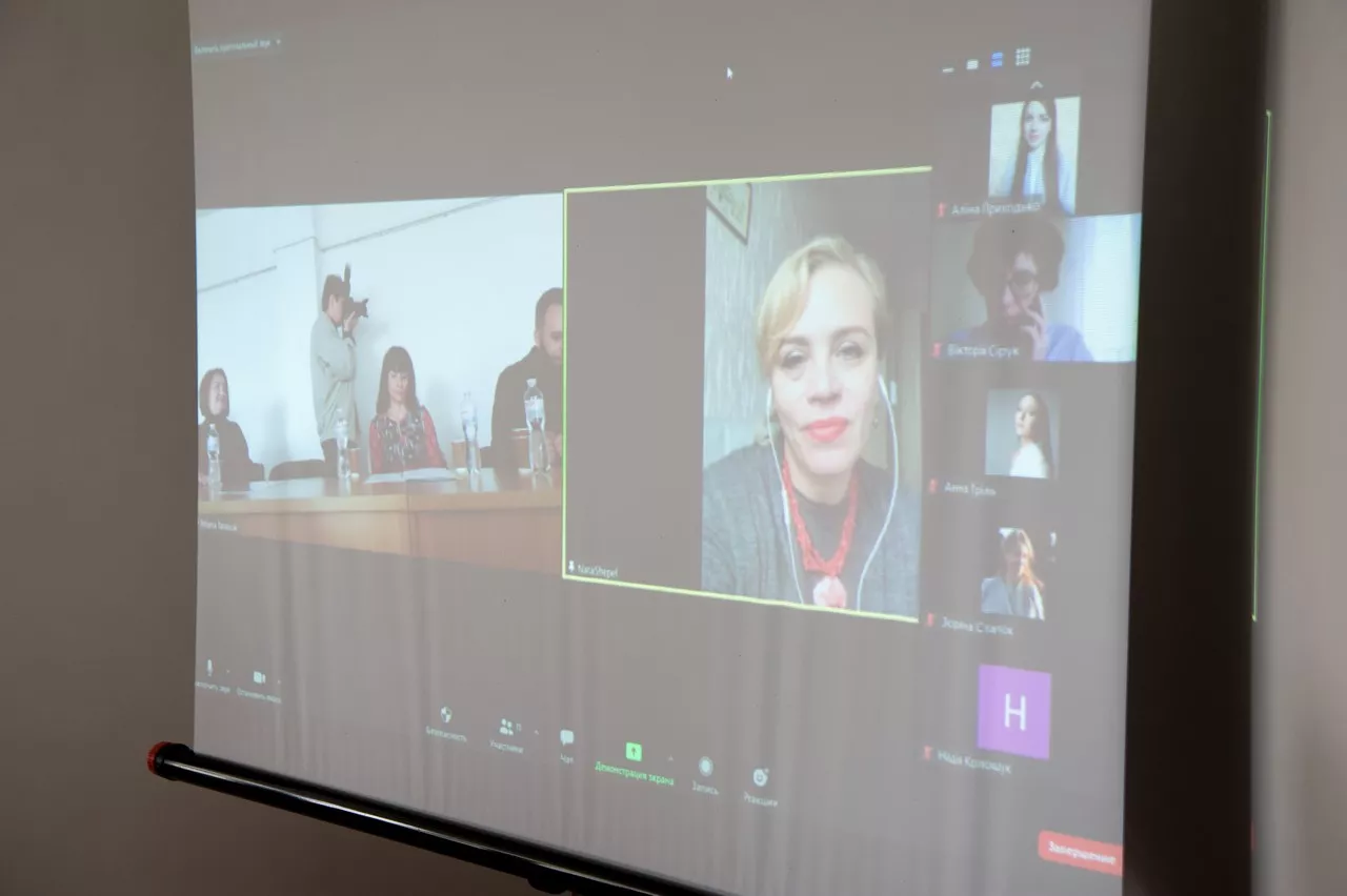 Круглий стіл «Якісна підготовка філолога: сьогодення і перспективи», або Як гармонізувати філологічну освіту з викликами ХХІ ст.?