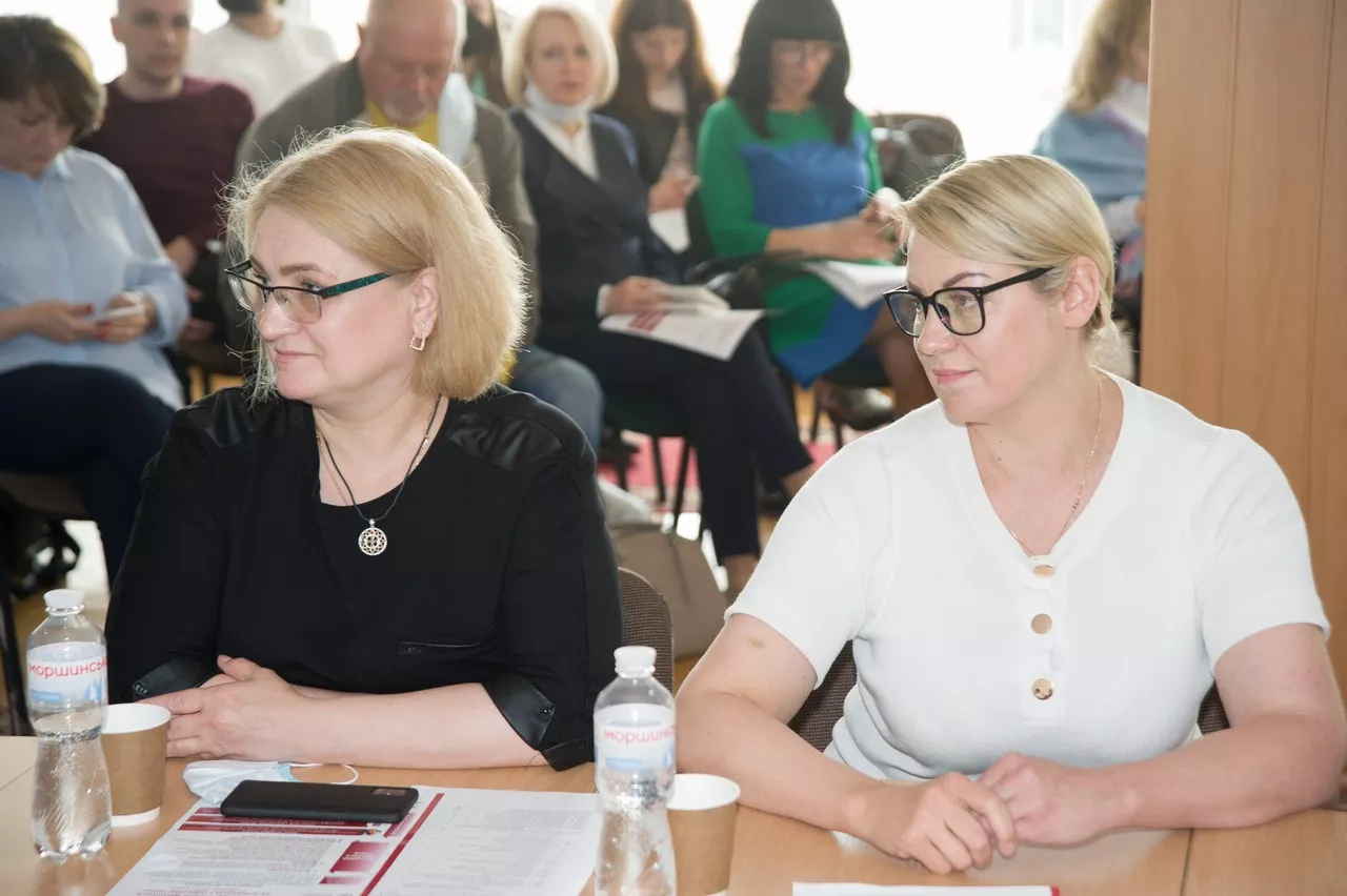 Круглий стіл «Якісна підготовка філолога: сьогодення і перспективи», або Як гармонізувати філологічну освіту з викликами ХХІ ст.?