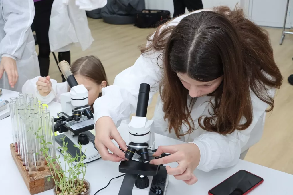 мікроскопи