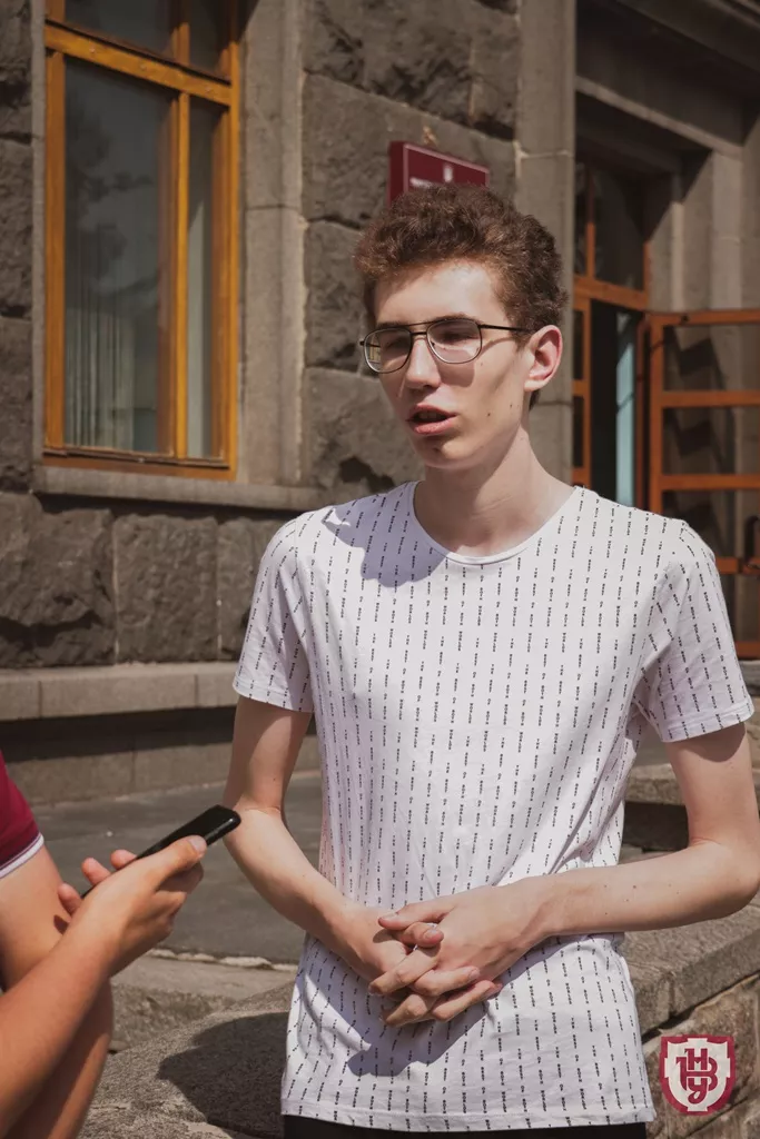 абітурієнт