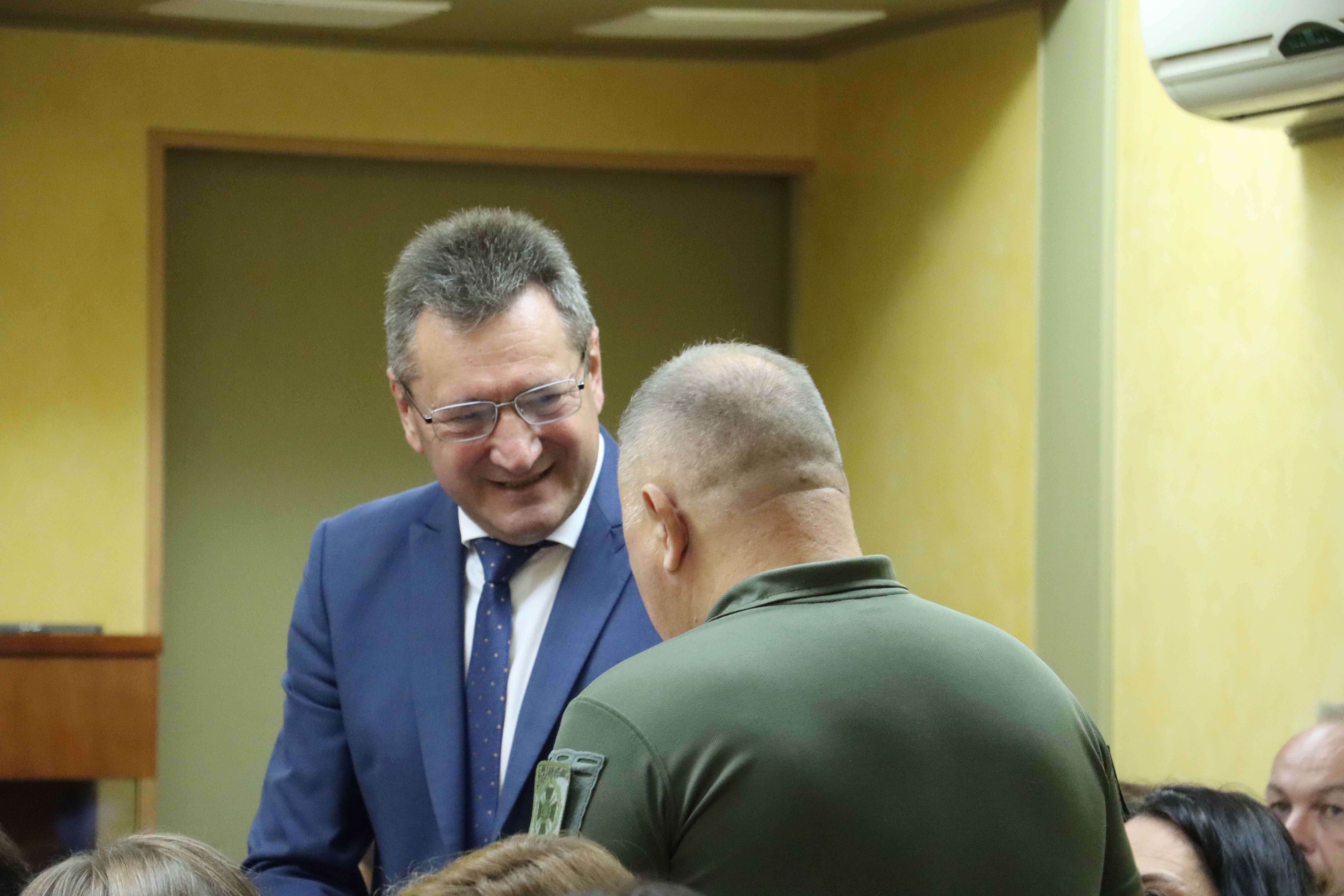 Відбулось урочисте засідання вченої ради з нагоди Дня працівників освіти та Дня захисників і захисниць України 