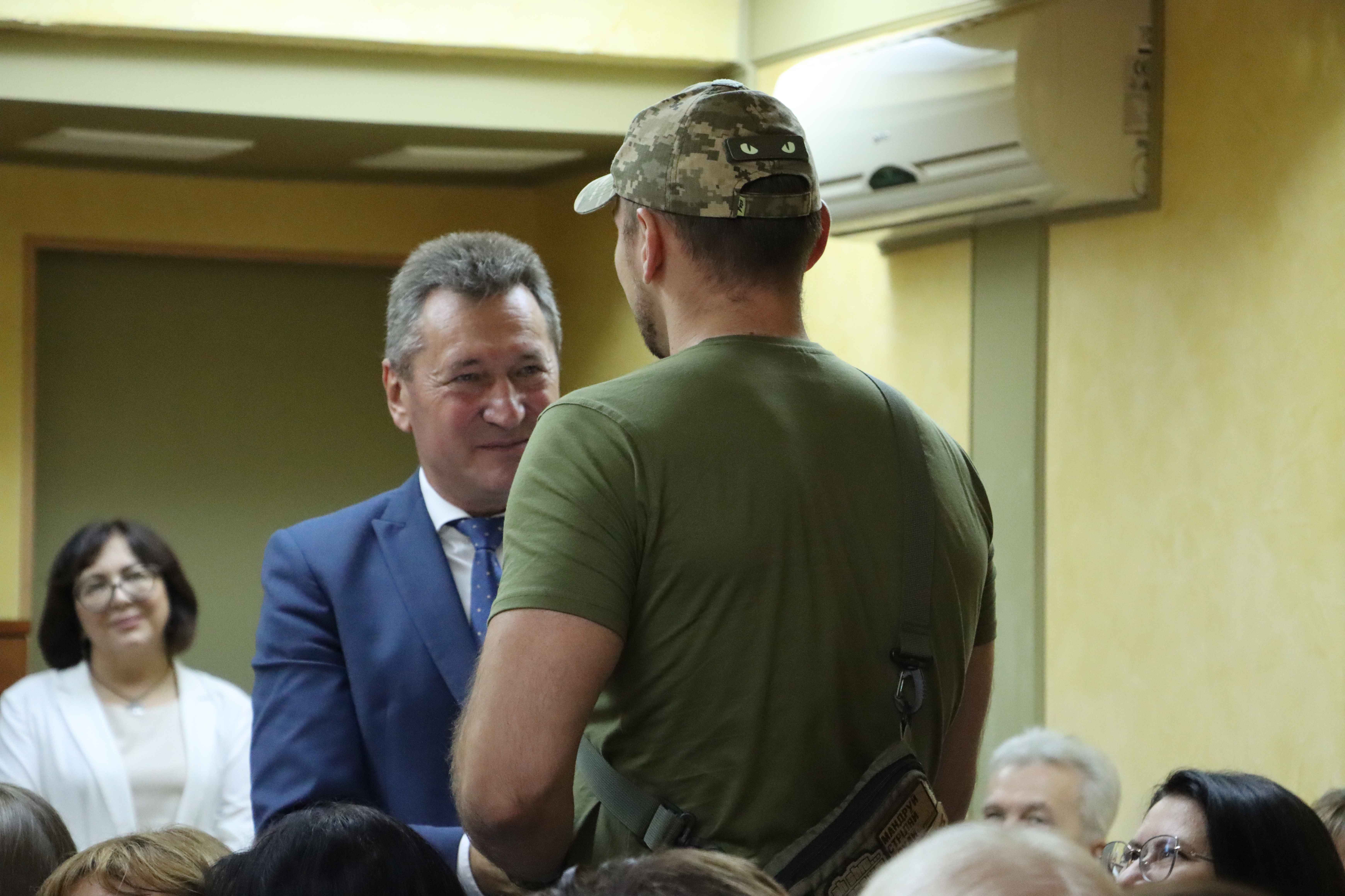 Відбулось урочисте засідання вченої ради з нагоди Дня працівників освіти та Дня захисників і захисниць України 