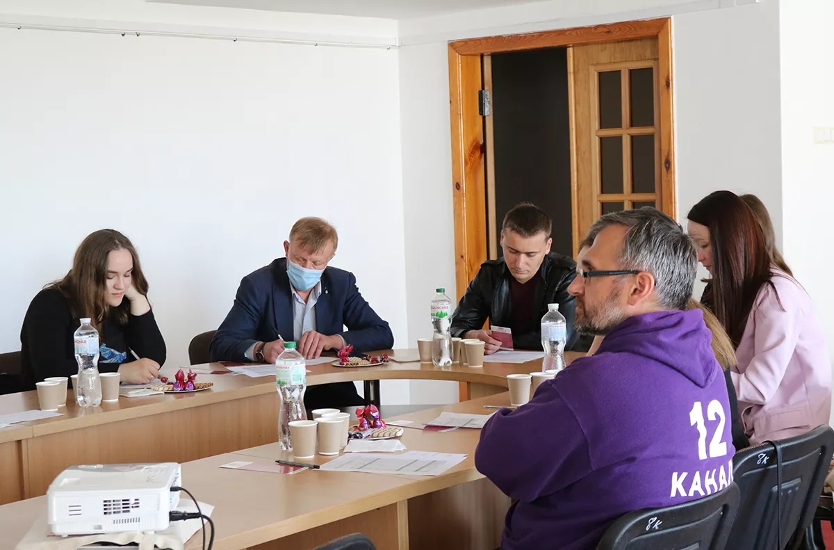 Обговорення навчального плану й ОПП «Журналістика і міжкультурна комунікація» у форматі круглого столу