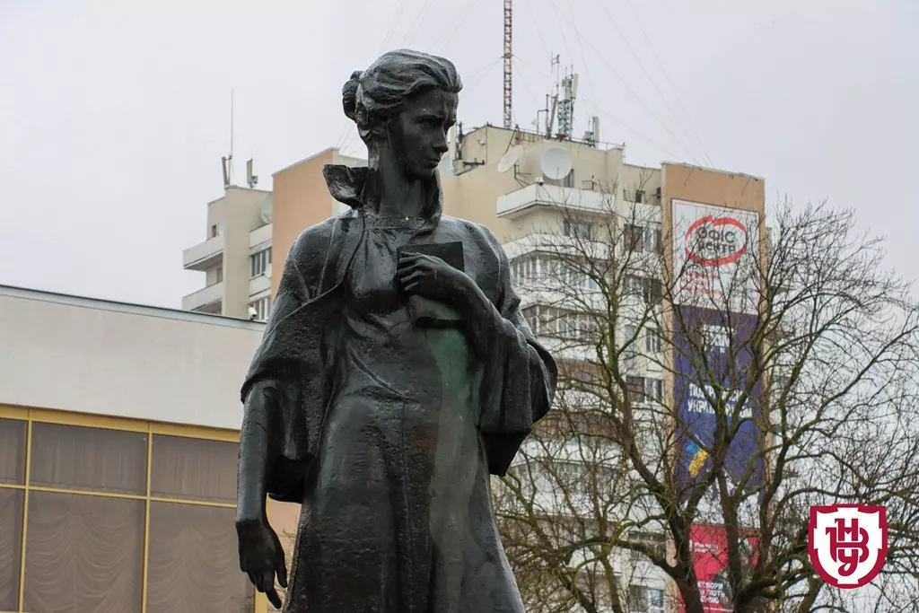 Вшановуємо пам'ять патронеси Університету 