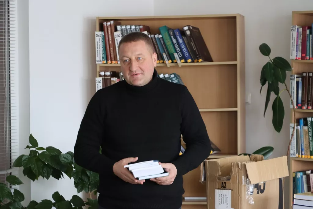 бібліотека