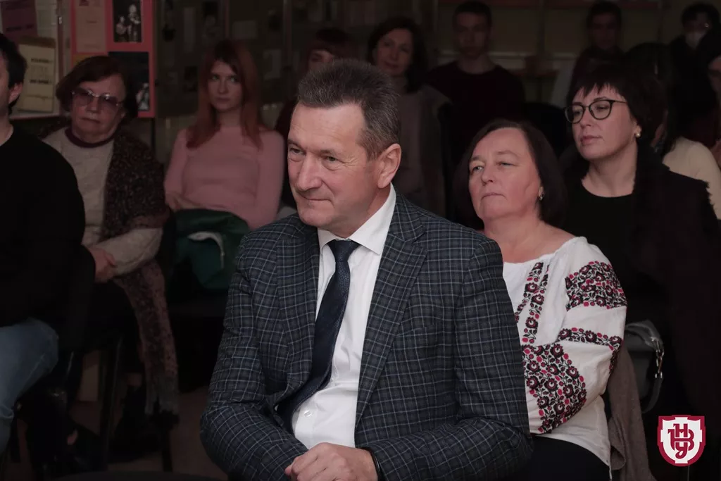 Суспільство