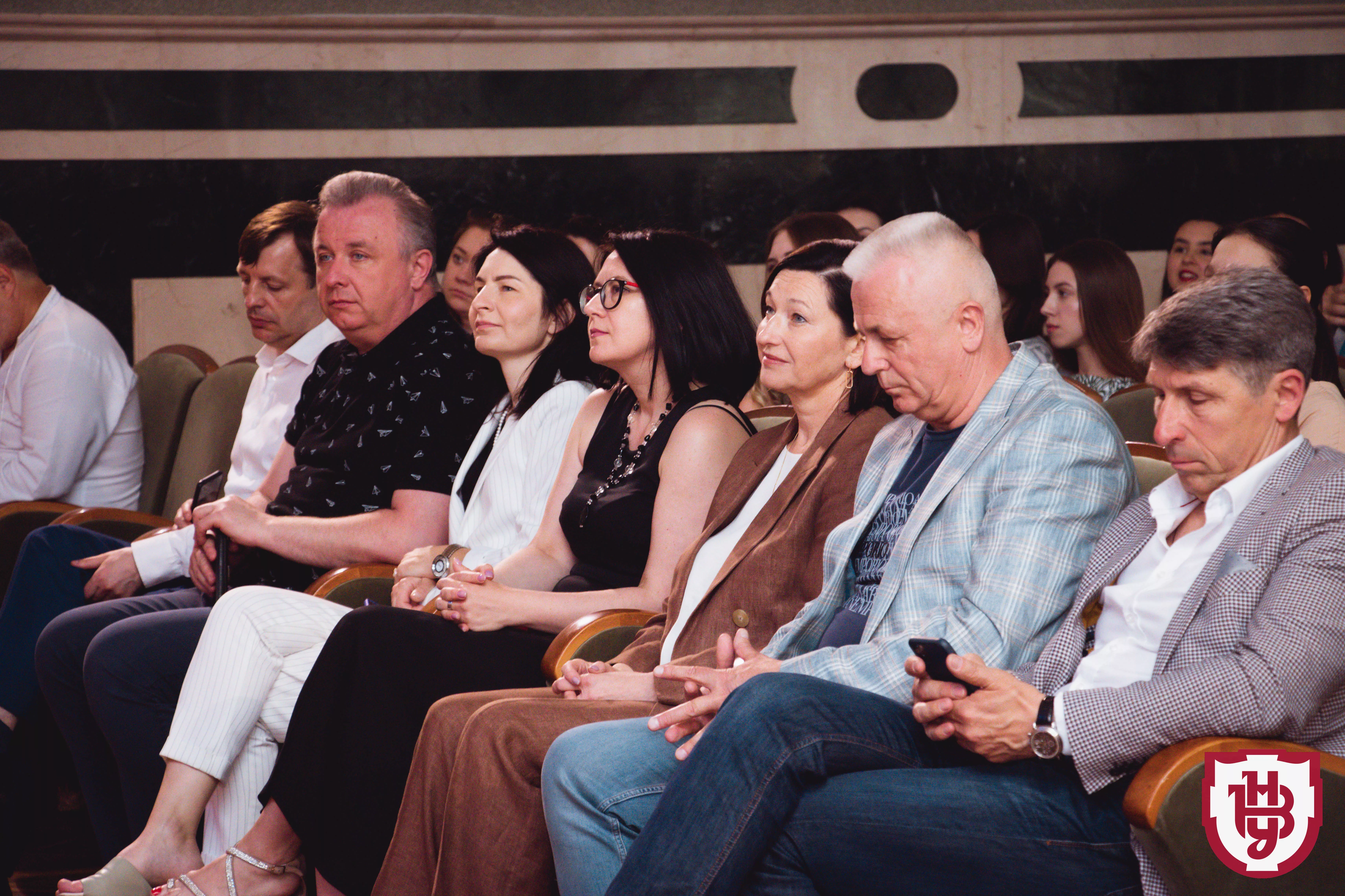 Співоче_поле