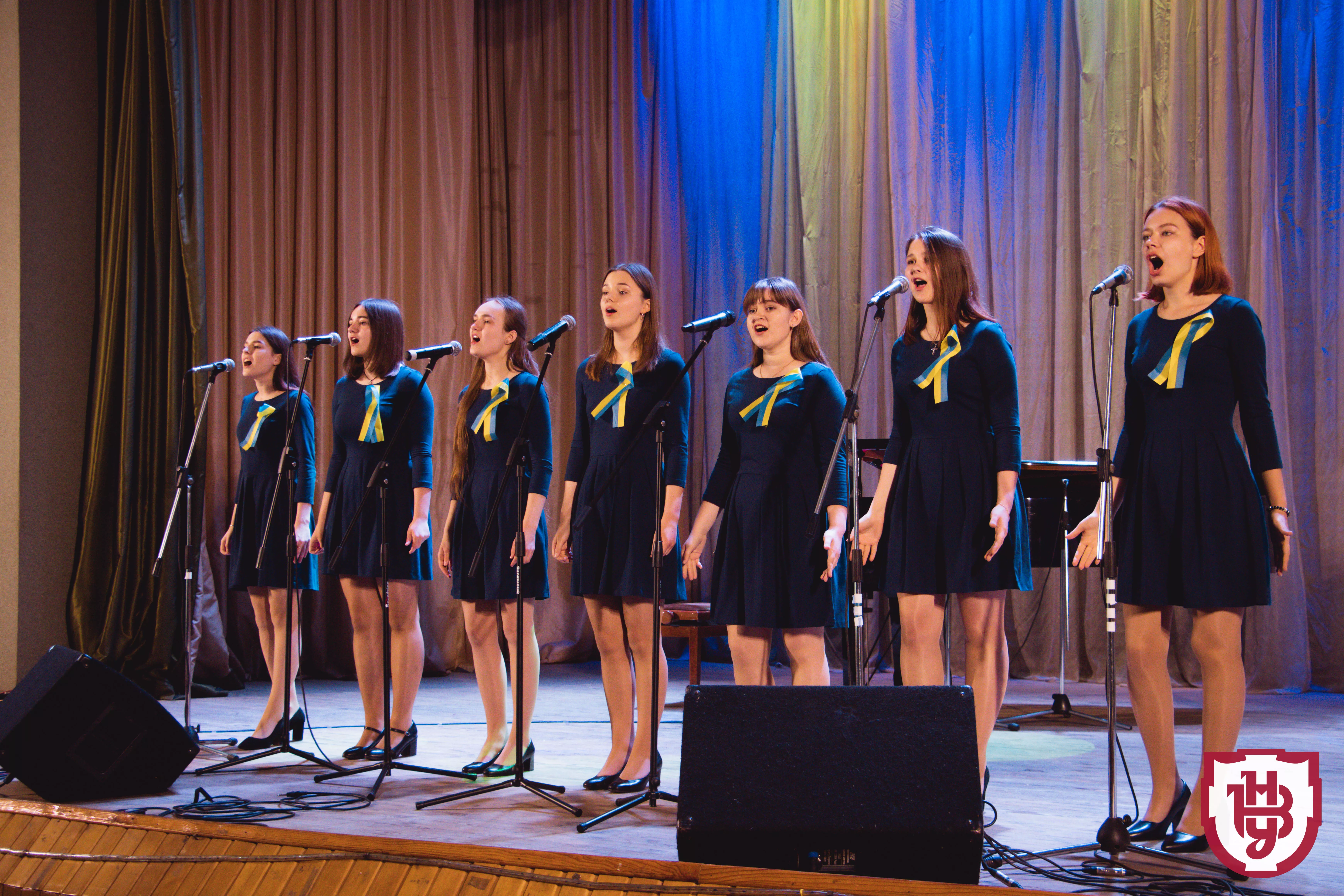 Співоче_поле