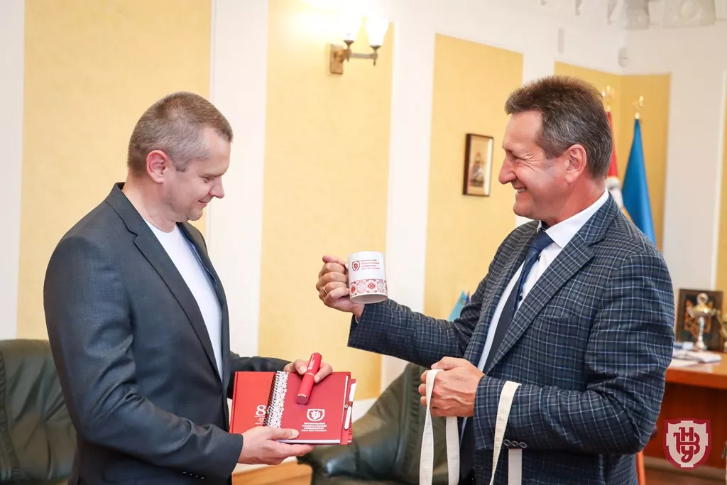 Суспільство