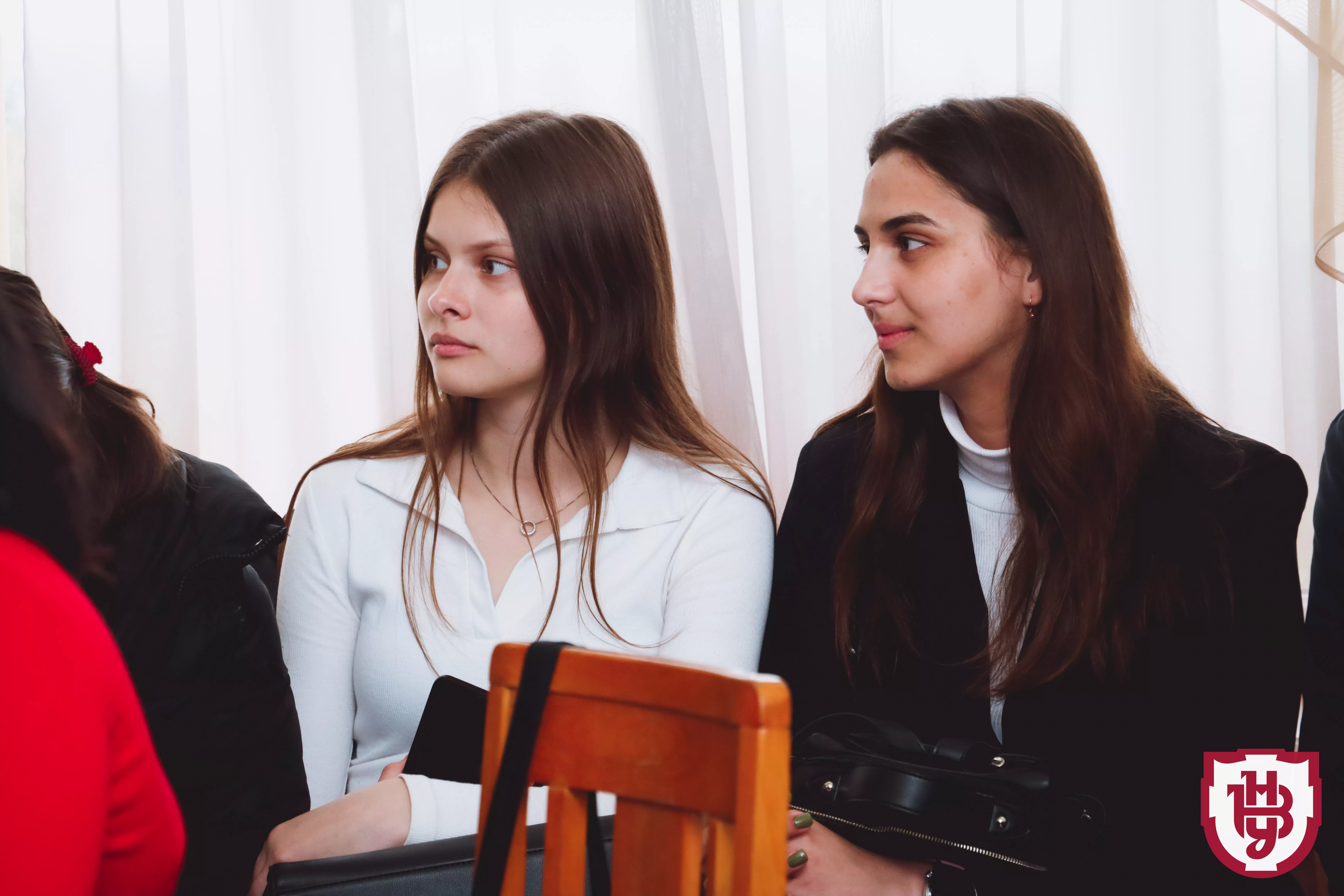 журналісти