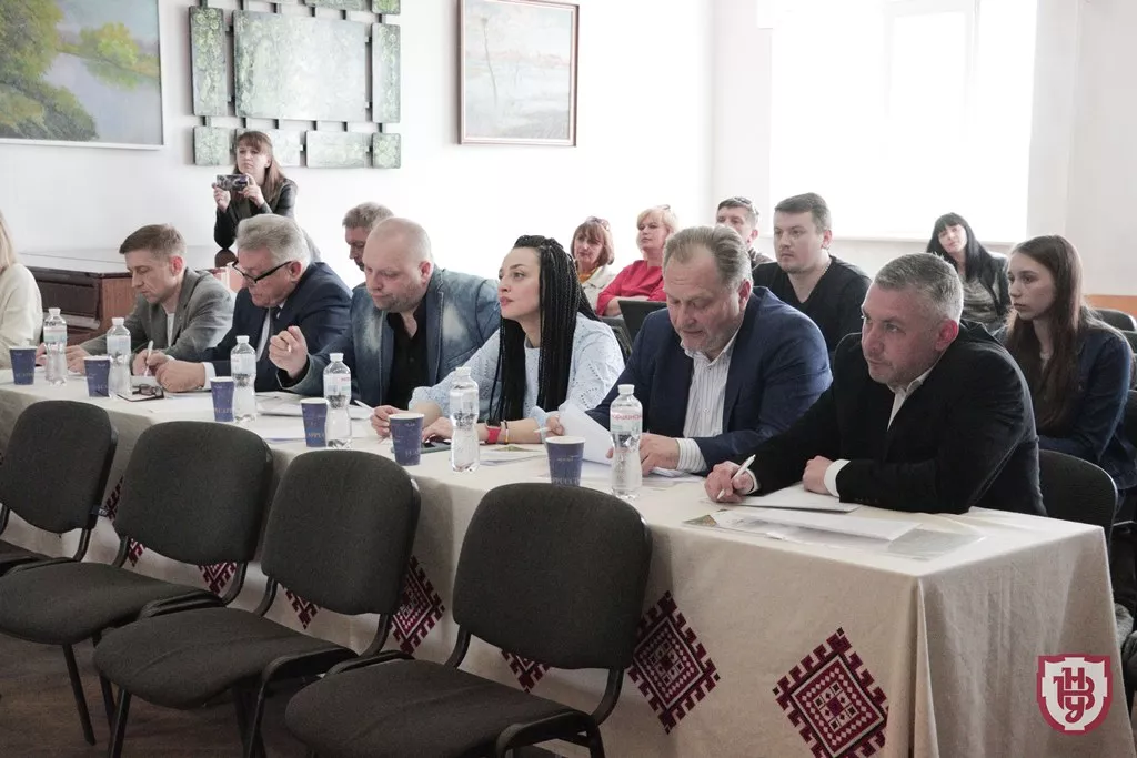 Суспільство