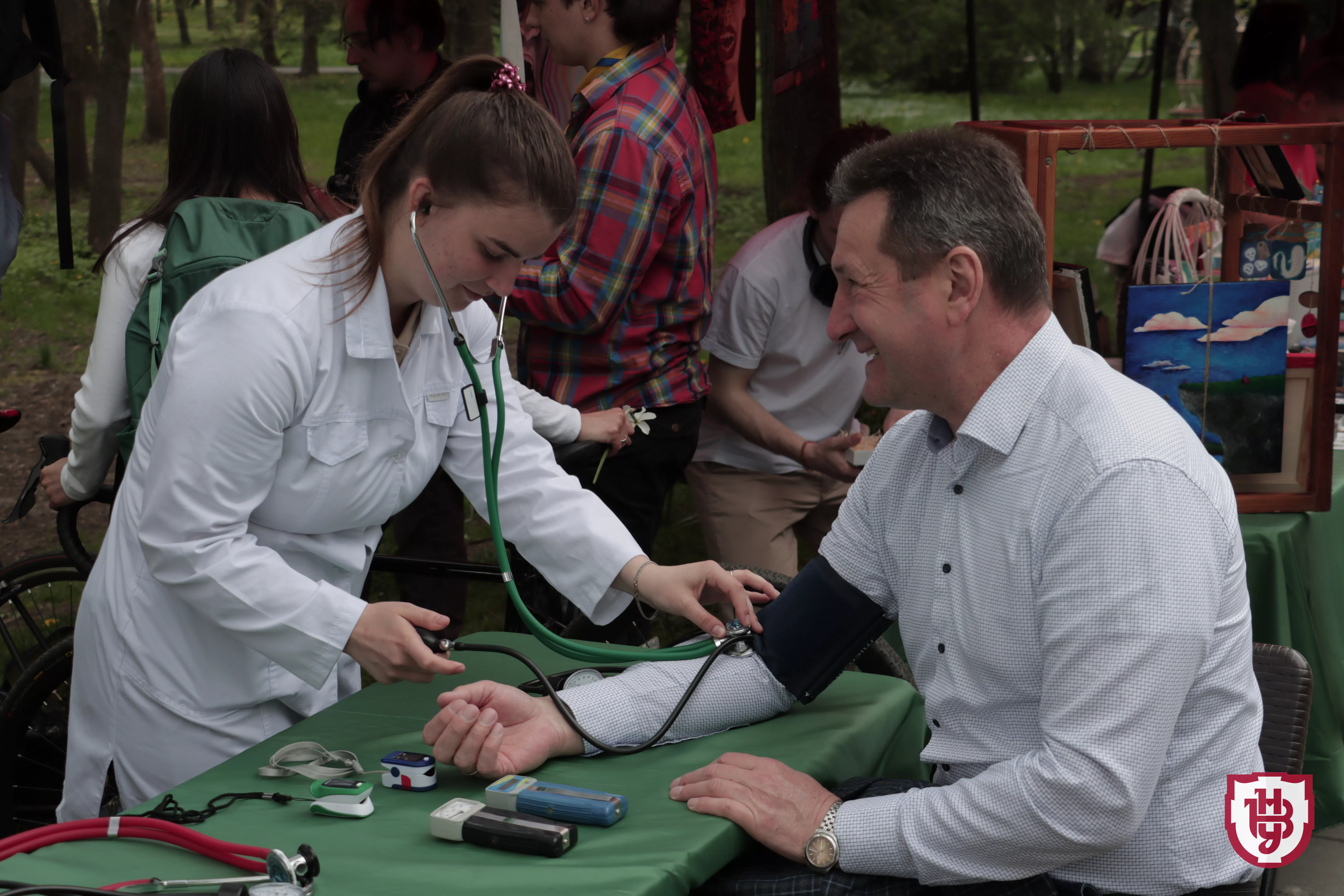 благодійність