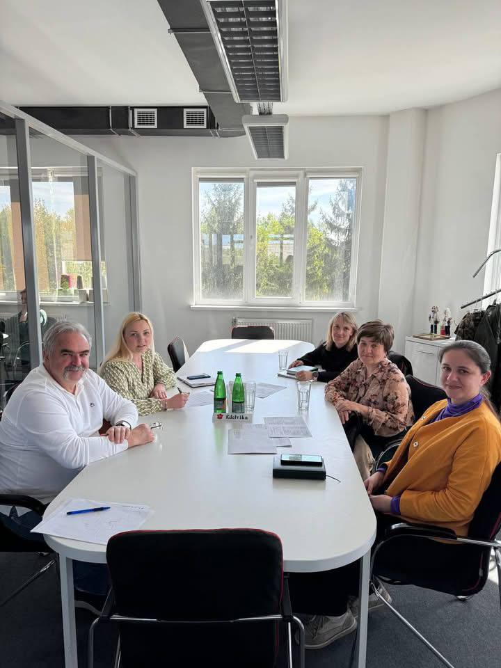 Громадське обговорення освітніх програм кафедри маркетингу: співпраця зі стейкхолдерами для вдосконалення якості освіти