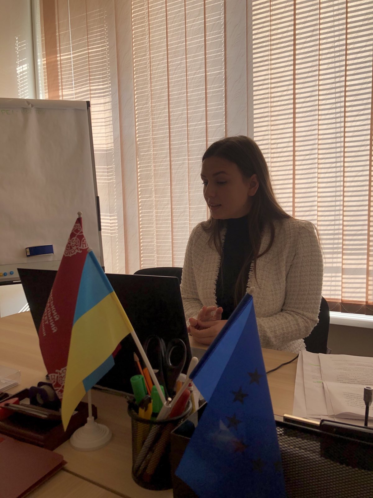 Це зображення було видалене. З міркувань безпеки дозволено зображення лише з локальних доменів. Зображення видалено.