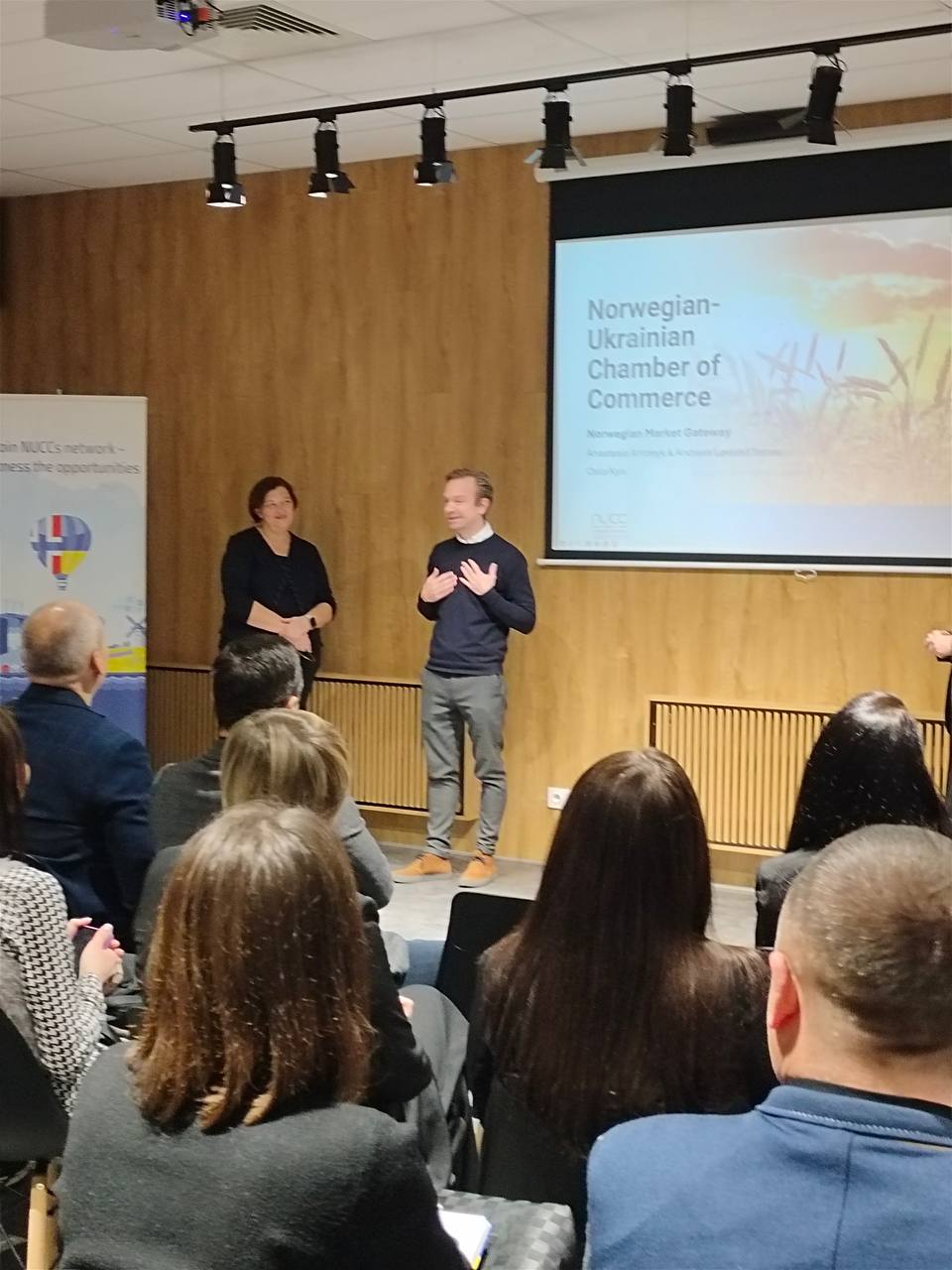 Поєднання теорії та практики: послідовний переклад