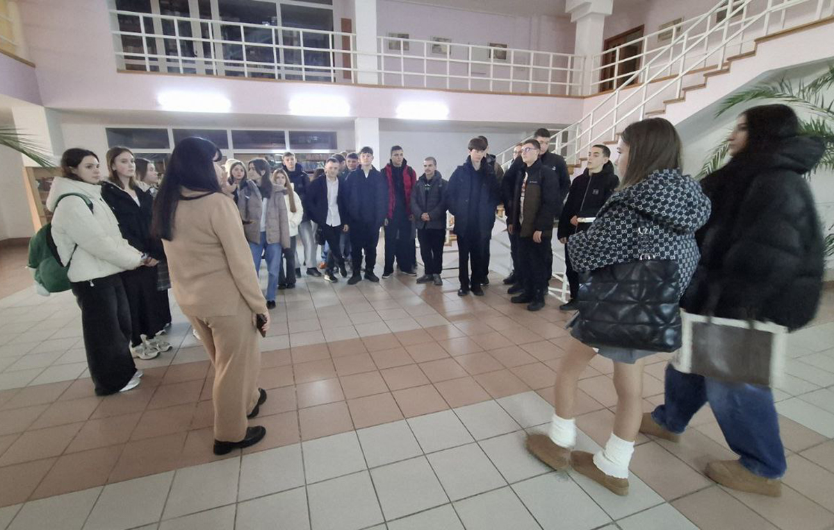 Практичні психологи Університету провели профорієнтаційну зустріч зі школярами