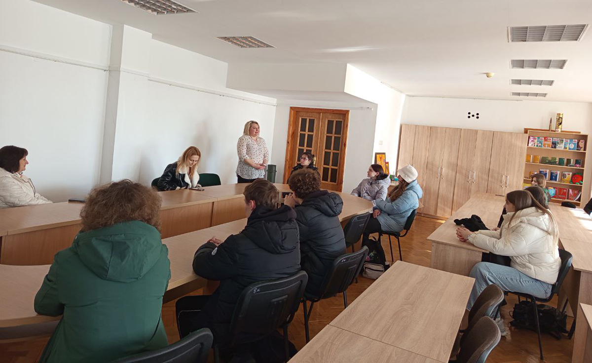 Практичні психологи Університету провели профорієнтаційну зустріч зі школярами