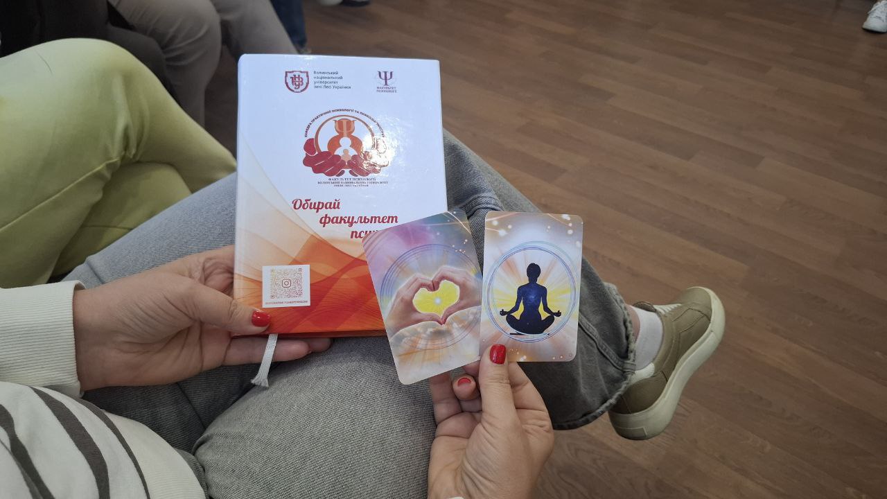 Двоє викладачів Університету пройшли навчання з основ супроводу клієнтів із втратою