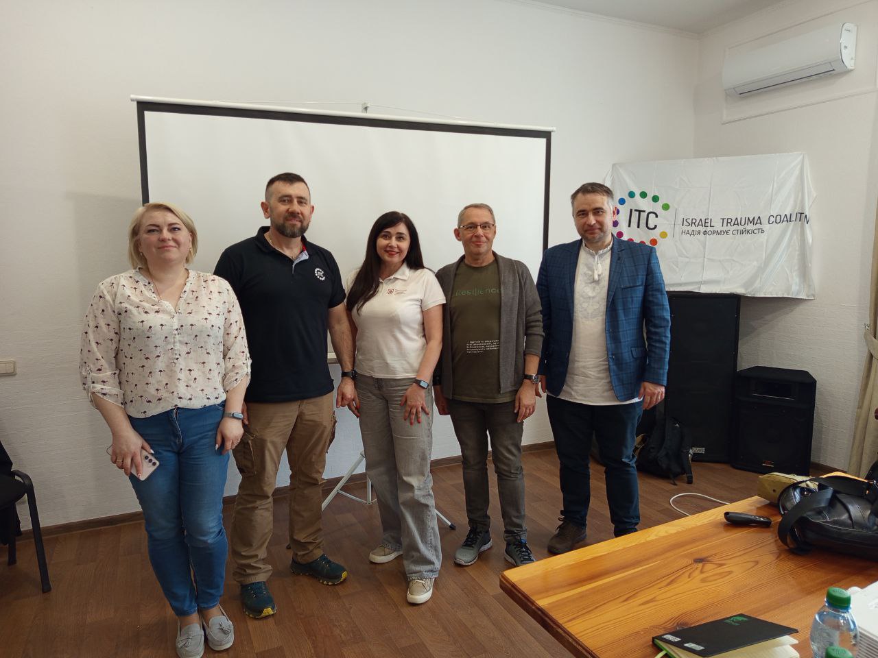 Двоє викладачів Університету пройшли навчання з основ супроводу клієнтів із втратою