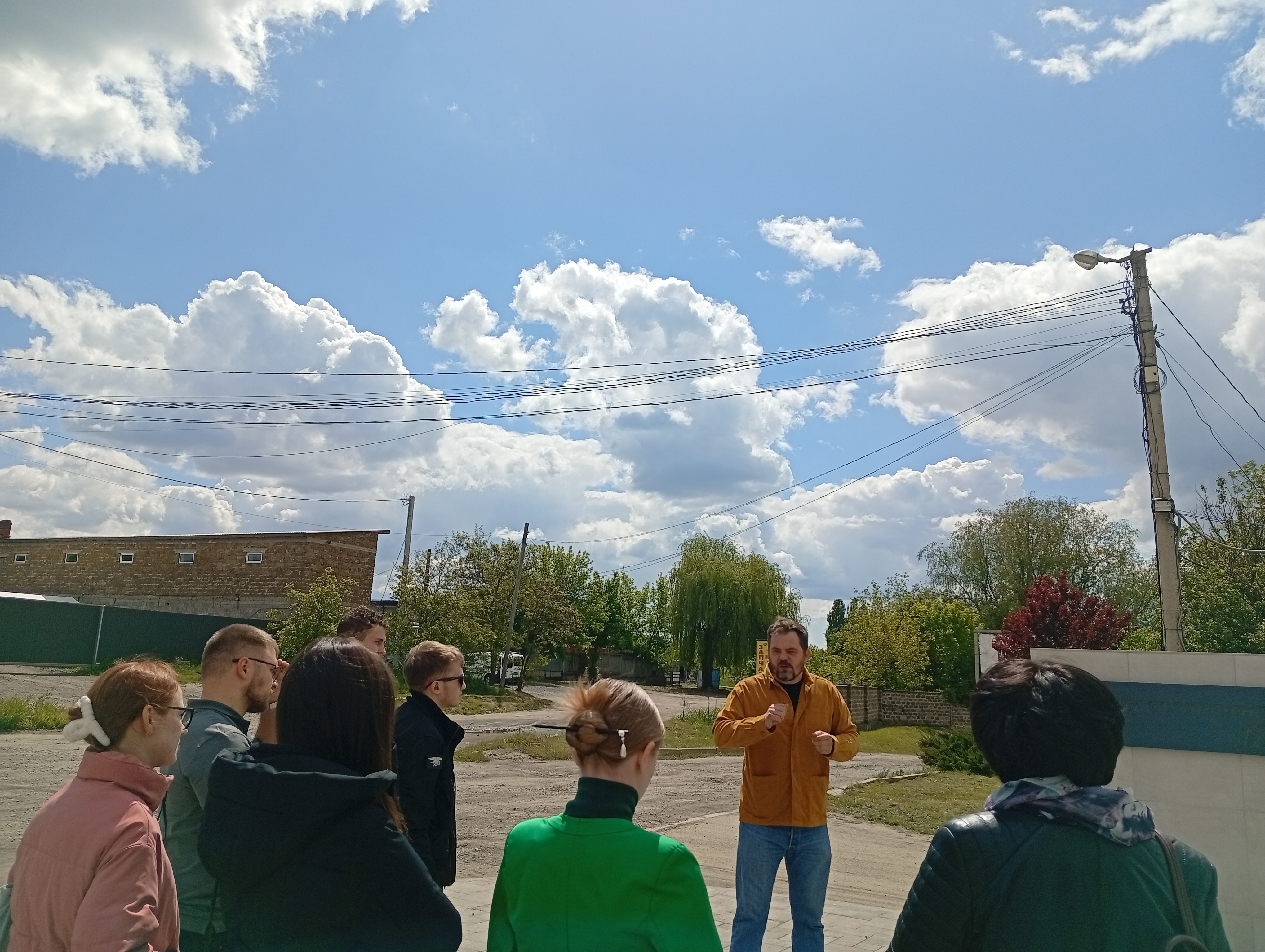 Екскурсія та виїзна лекція для майбутніх менеджерів у компанії «Леонтьєв»