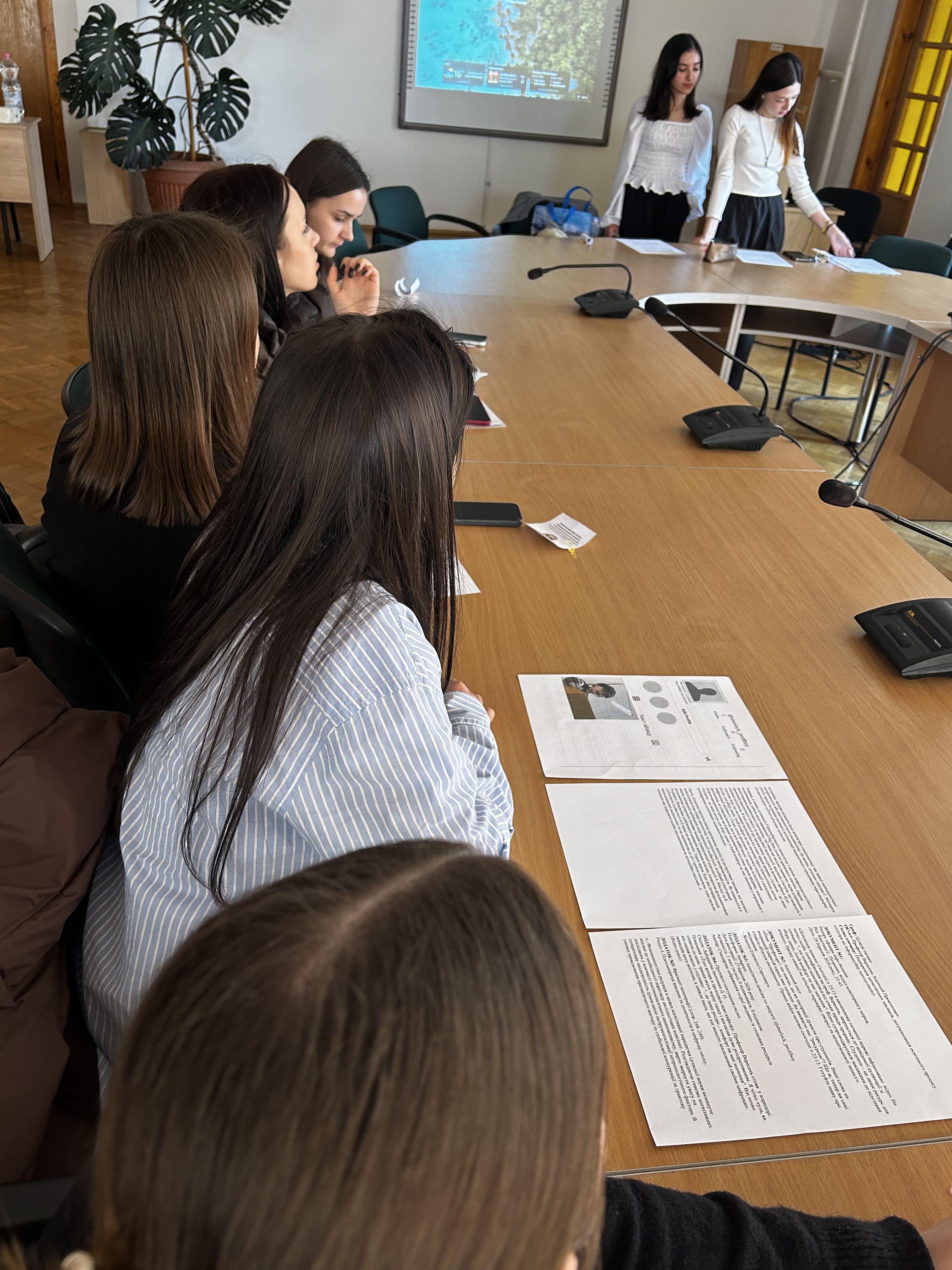 Фактчекінг як навичка сучасності: на факультеті психології відбувся тематичний захід до Міжнародного дня перевірки фактів