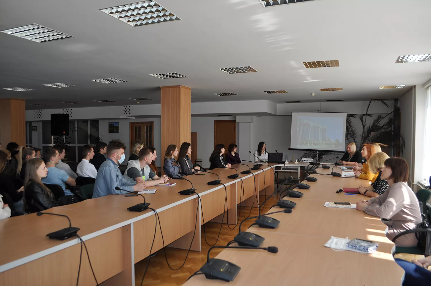 Cтуденти і науковці зустрілися з представниками Головного управління ДПС у Волинській області