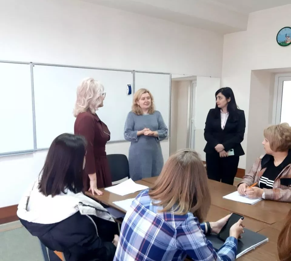 Щиро тішимося зустрічам із випускниками-психологами