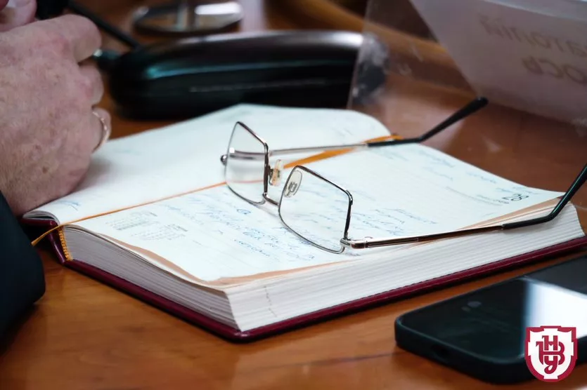 пресконференція