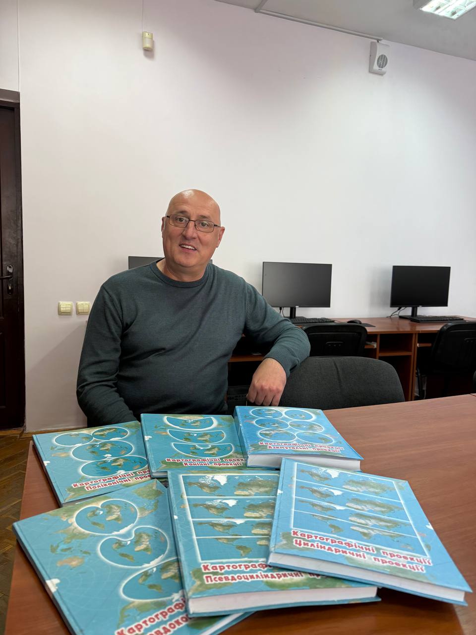 Науковий простір і нові горизонти: як географічний факультет відкривав світ у Дні науки–2025