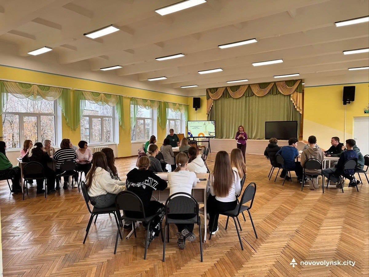 Про психологічну освіту, що дає коріння і крила – історія професійного успіху Оксани Словік