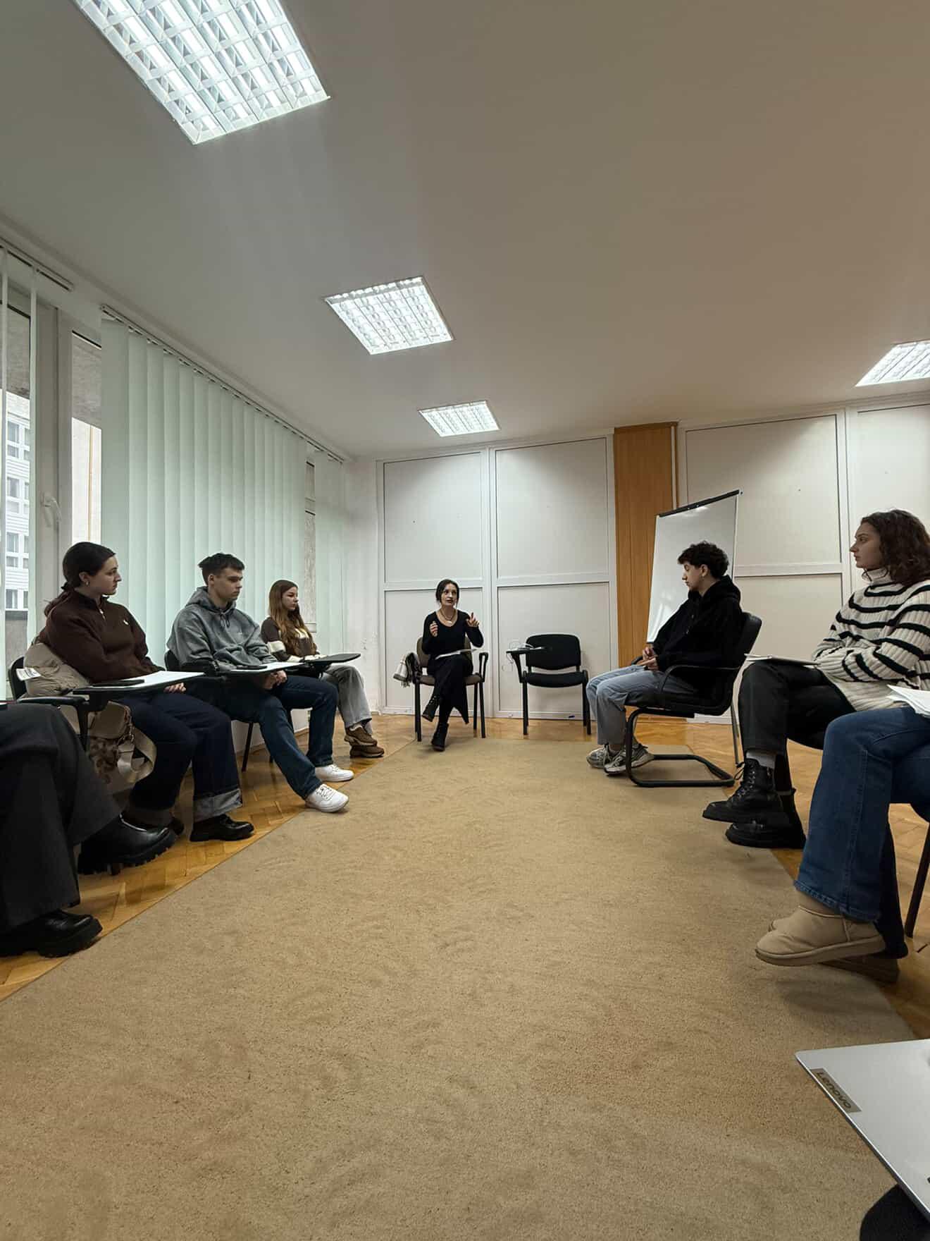 Психологія як справа життя: професійний шлях випускниці Юлії Карпенко