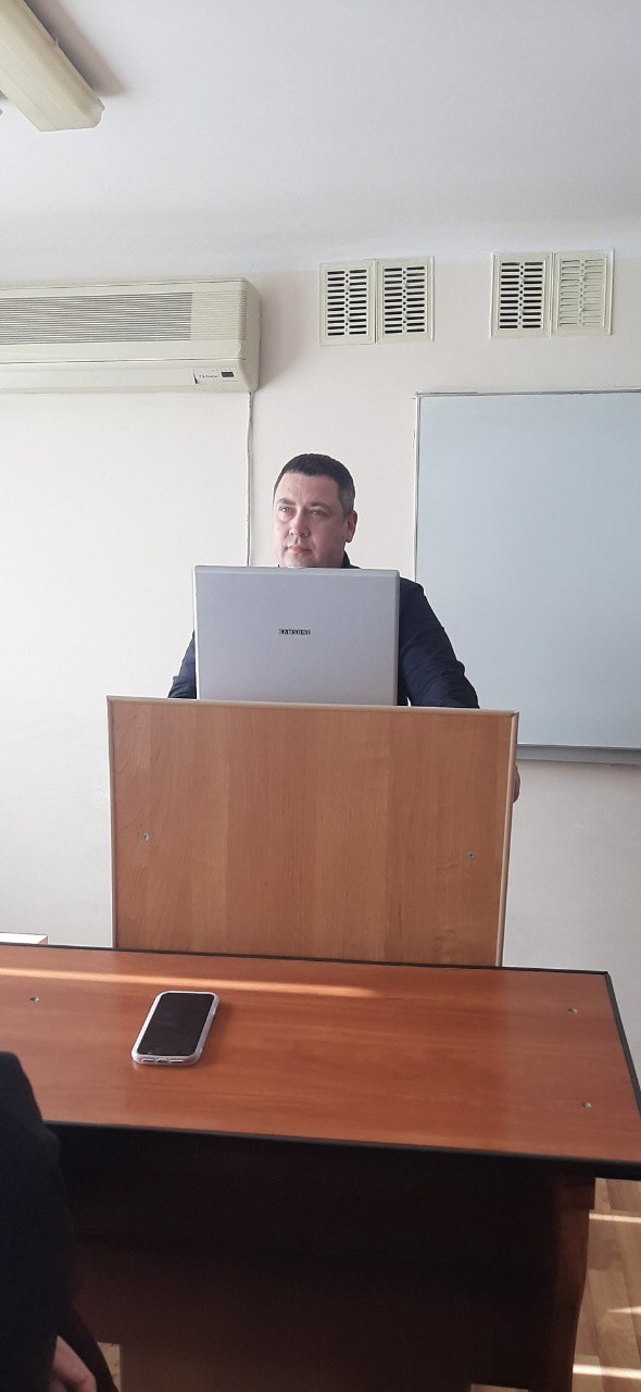 економісти