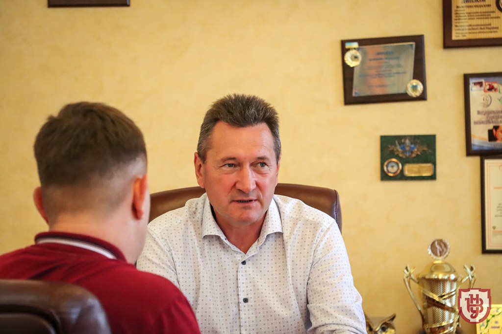 Суспільство