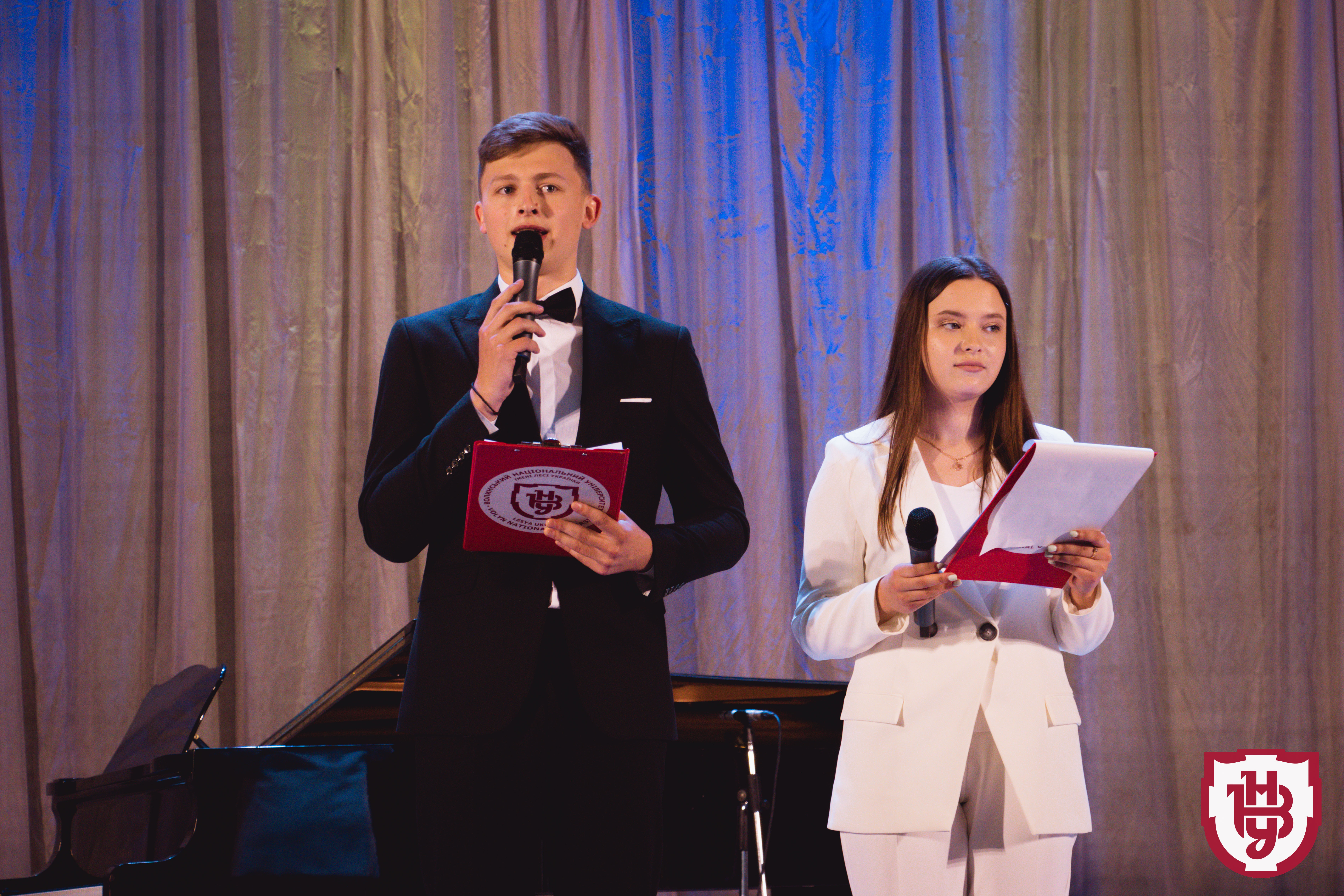 Співоче_поле